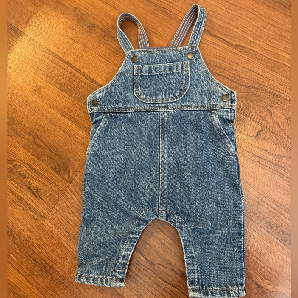 H&M baby Denim Overalls - size 6 months